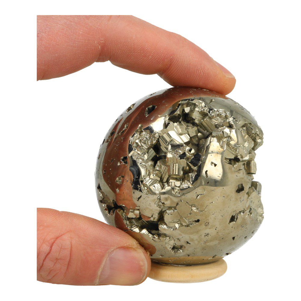 Fraaie pyriet bol van 6,5cm in hand