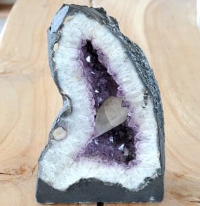 Amethist geode van 22.25kg uit Brazilië
