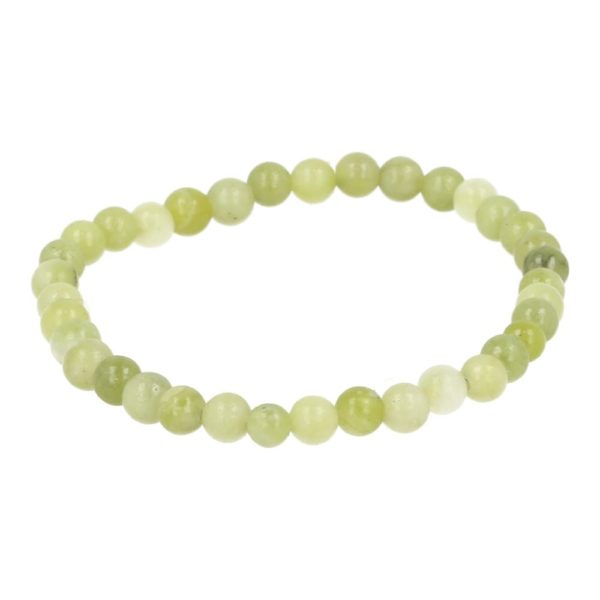 Leuke Grone China jade kinderarmband met lengte van 14cm. China jade is serpentijn