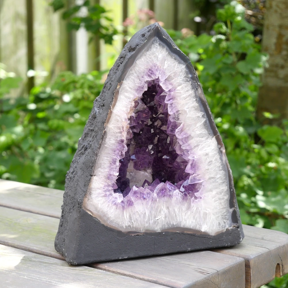 Leuke A-kwaliteit amethist geode van 8,45kg - schuinvoor