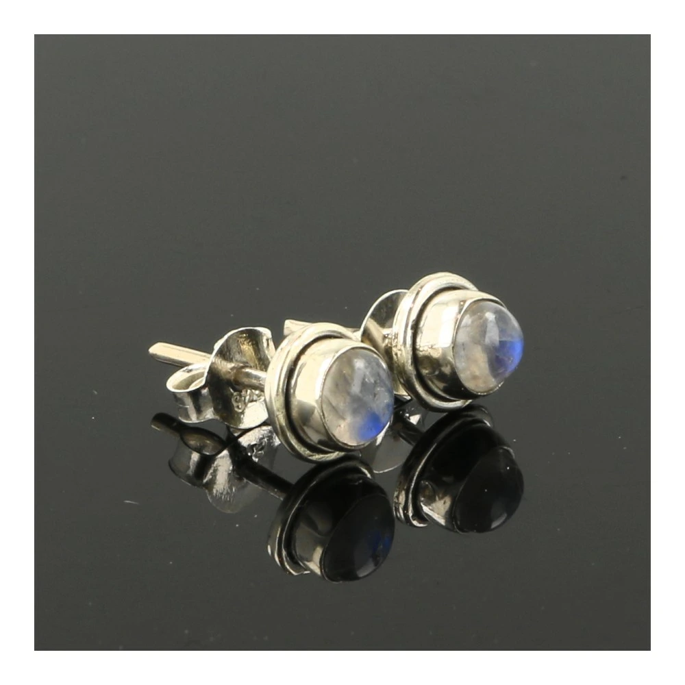 Regenboog maansteen oorbel in zilver 4mm 'nr2'