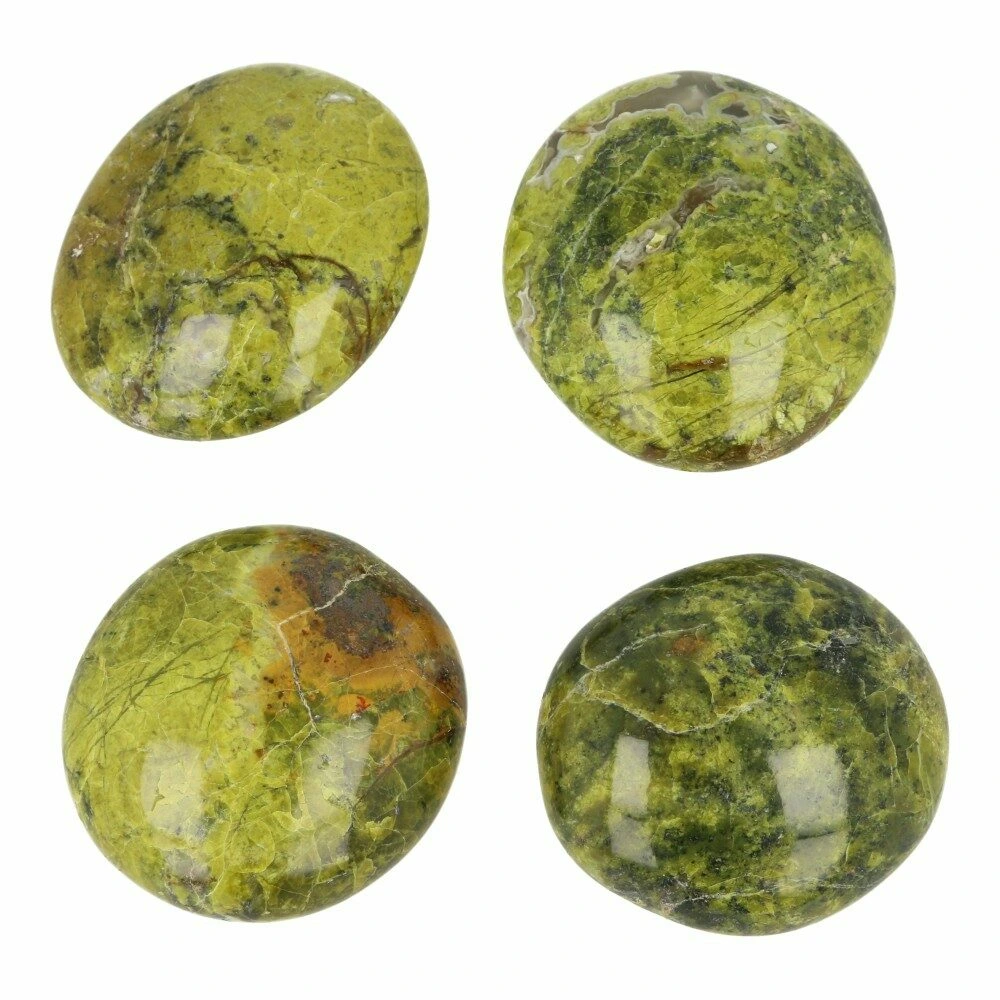 Groene opaal knuffelsteen