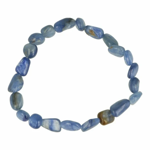 Blauwe kyaniet armband met platte steentjes van 8-10mm groot en een polsomtrek van 16-17cm