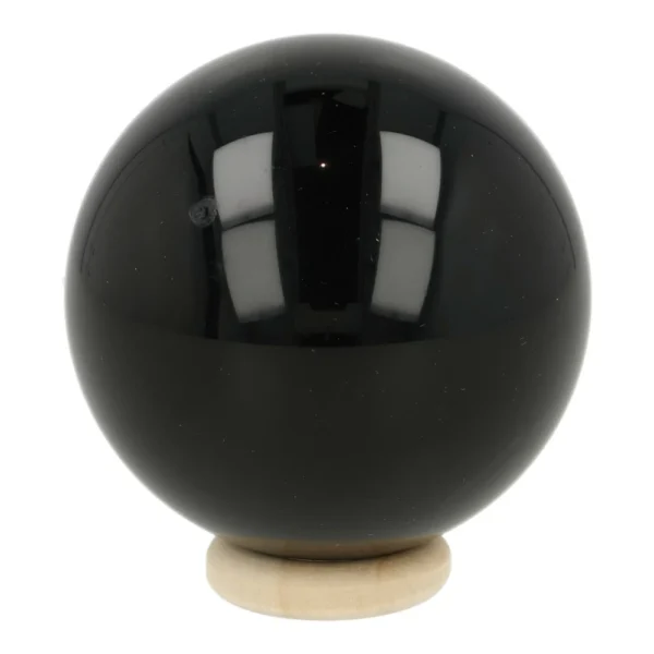 Regenboog obsidiaan bol met diameter van 52mm op houten ring